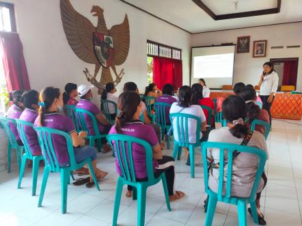 Pelatihan Konseling PMBA untuk Kader Posyandu Desa Bungkulan